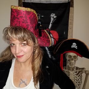 Meet your Posher, Cheryl